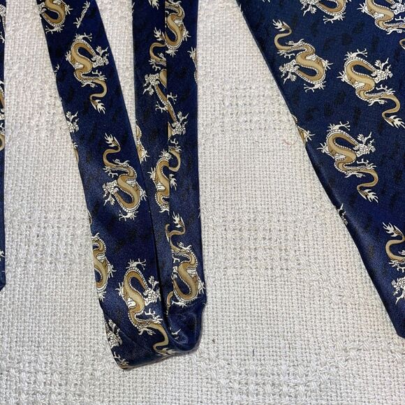 Kailong Dress Tie Mens Size 56 Long 4 Wide Blue Dragon Motif 100% Silk Hand Made - Picture 6 of 12
